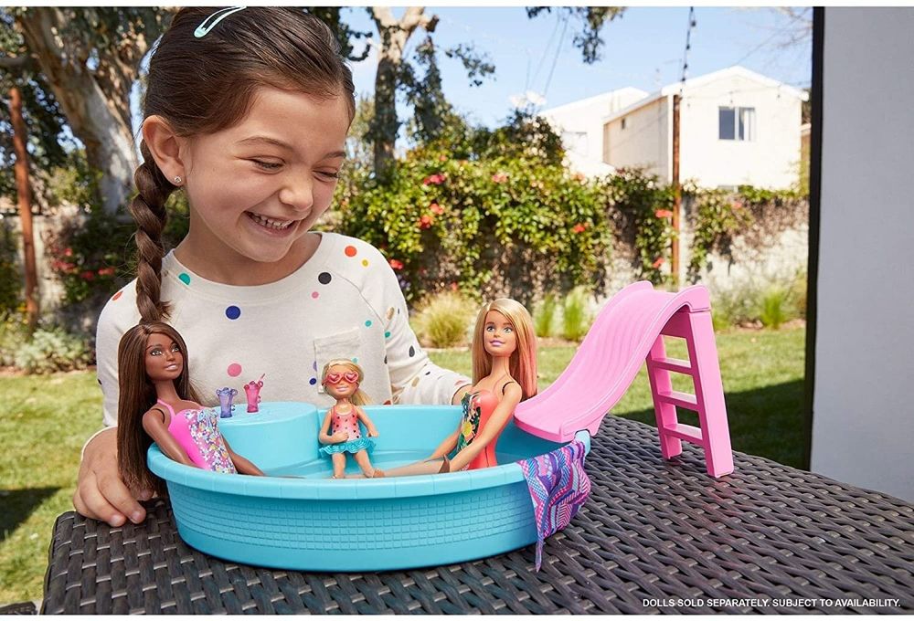 Игровой набор с куклой Барби Развлечения возле бассейна Barbie Doll, 11.5-Inch Blonde, and Pool Playset
